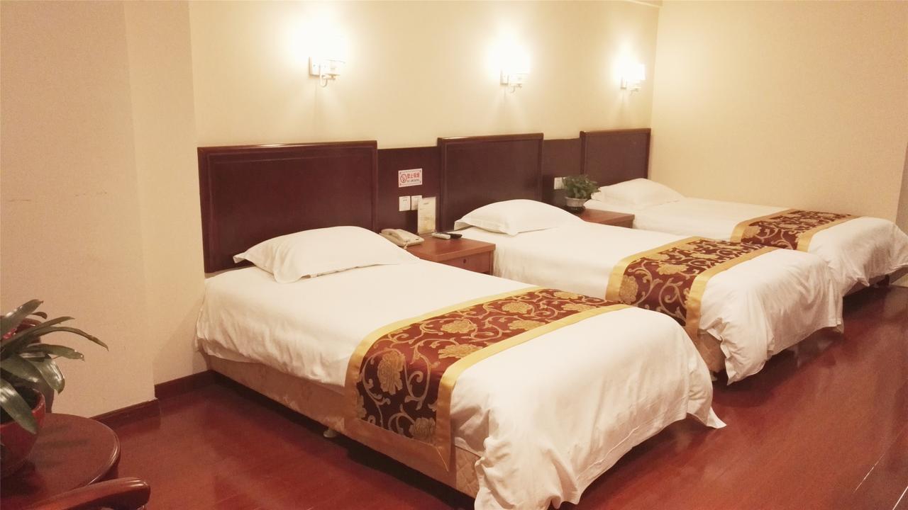 格林联盟内蒙古自治区锡林浩特贝子庙街酒店 外观 照片